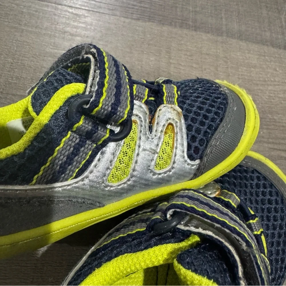 Stride Rite Surprize Lime Green & Blue Aston Toddler‎ Boys Sneaker 4